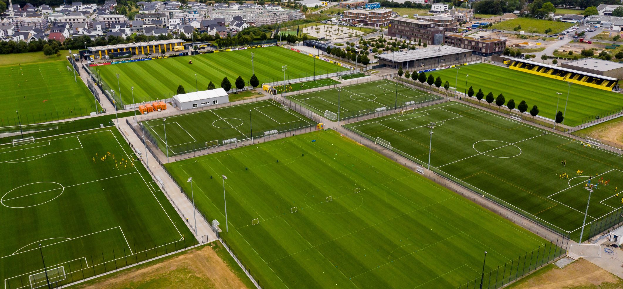 Foto 8 BVB Trainingsgelände von oben kleinM