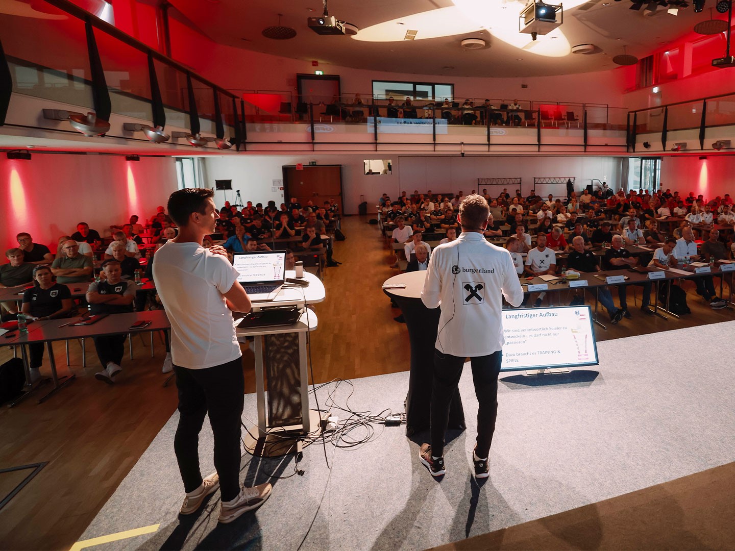 ÖFB-Trainerkongress – „Trainer*innen stärken Talente“