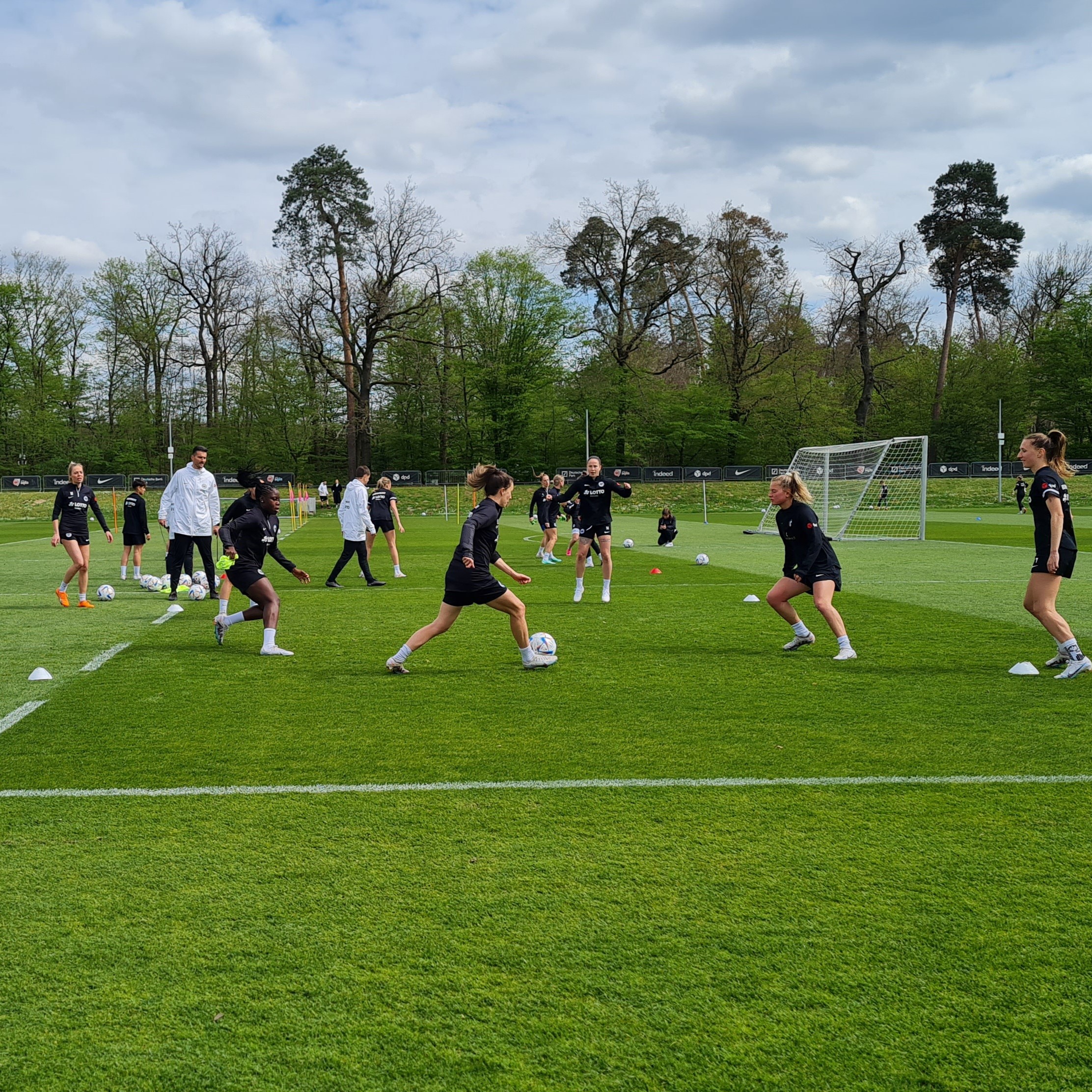 Bildergalerie des Regionalen Trainer-Kongresses in Eintracht Frankfurt