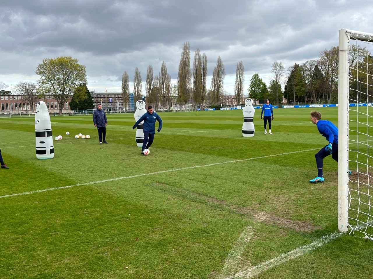 Regionaler Trainer-Kongress bei Hertha BSC - Modernes Torwarttraining / Anforderungsprofil an Nachwuchstorhüter